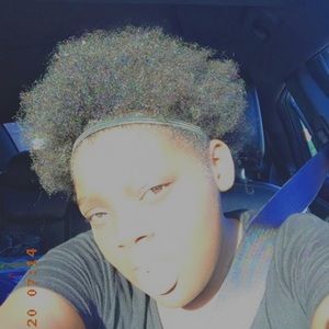 Meet your Posher, Denasha